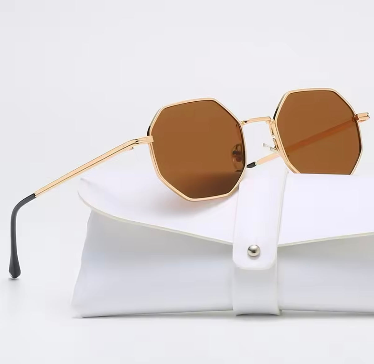 Moderne Unisex-Sonnenbrille mit UV400-Schutz