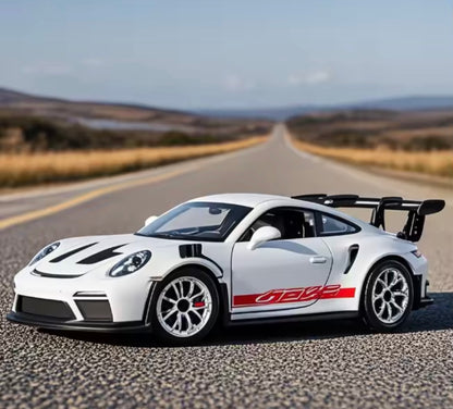 Porsche 911 GT3 RS 1:36 – Coche Miniatura de Aleación | Deportivo con Retrofricción | Juguete Coleccionable