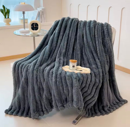 Manta Multifuncional de Rayas Anchas y Color Sólido | Cálida, Suave y Perfecta para Cama, Siesta o Mascotas