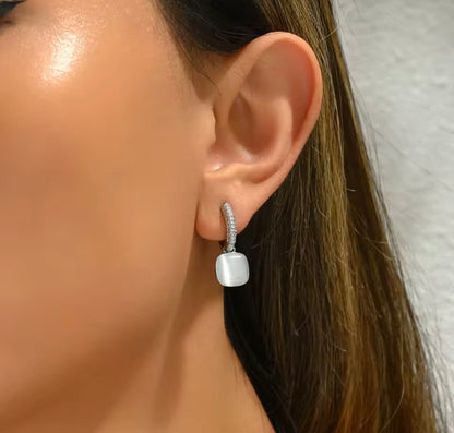 Pendientes Colgantes Ojo de Gato con Circonita | Joyería Elegante Mujer