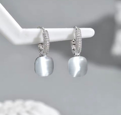 Pendientes Colgantes Ojo de Gato con Circonita | Joyería Elegante Mujer