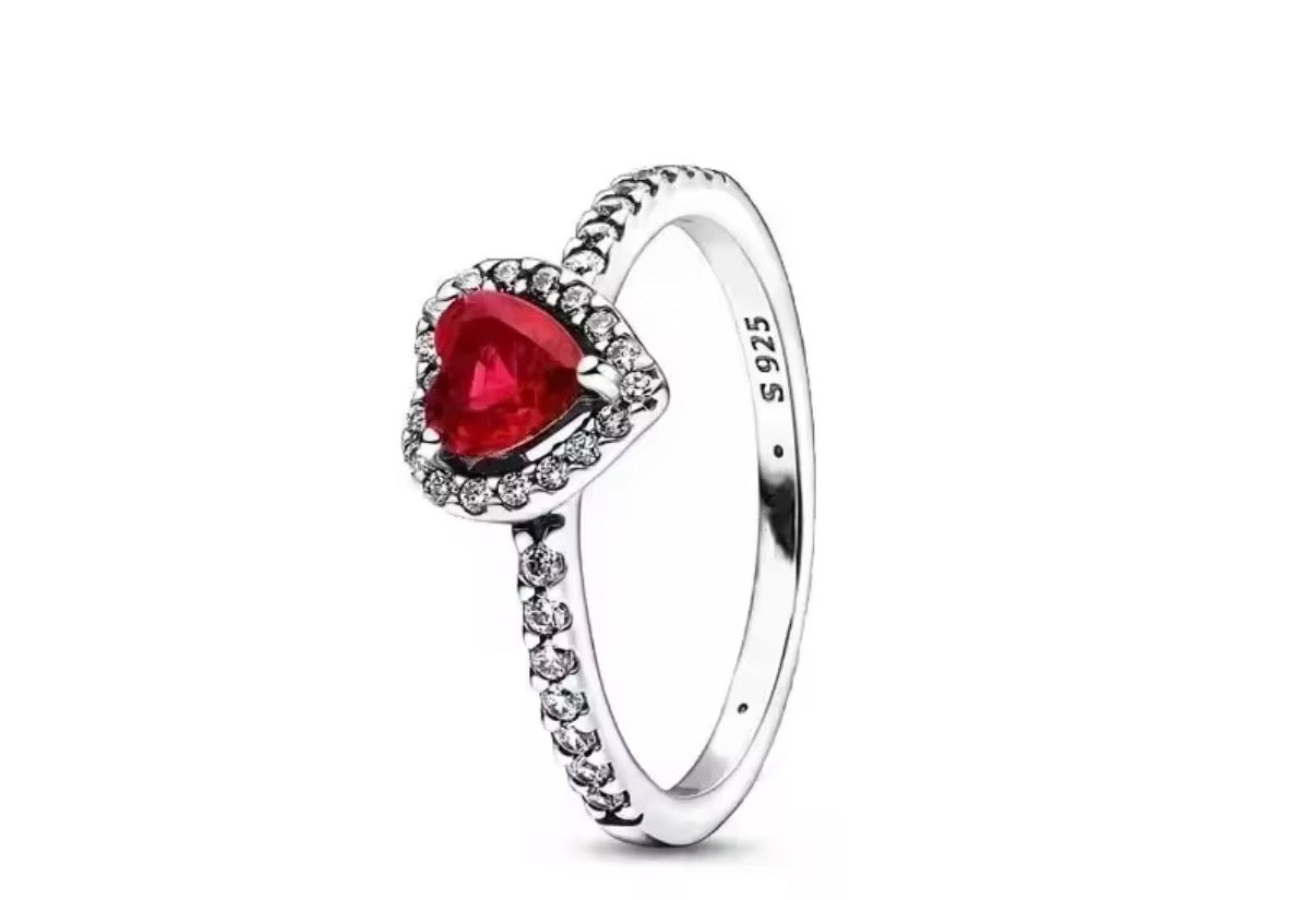 Anillo Corazón Plata 925 con Dijes Brillantes | Joyería Elegante