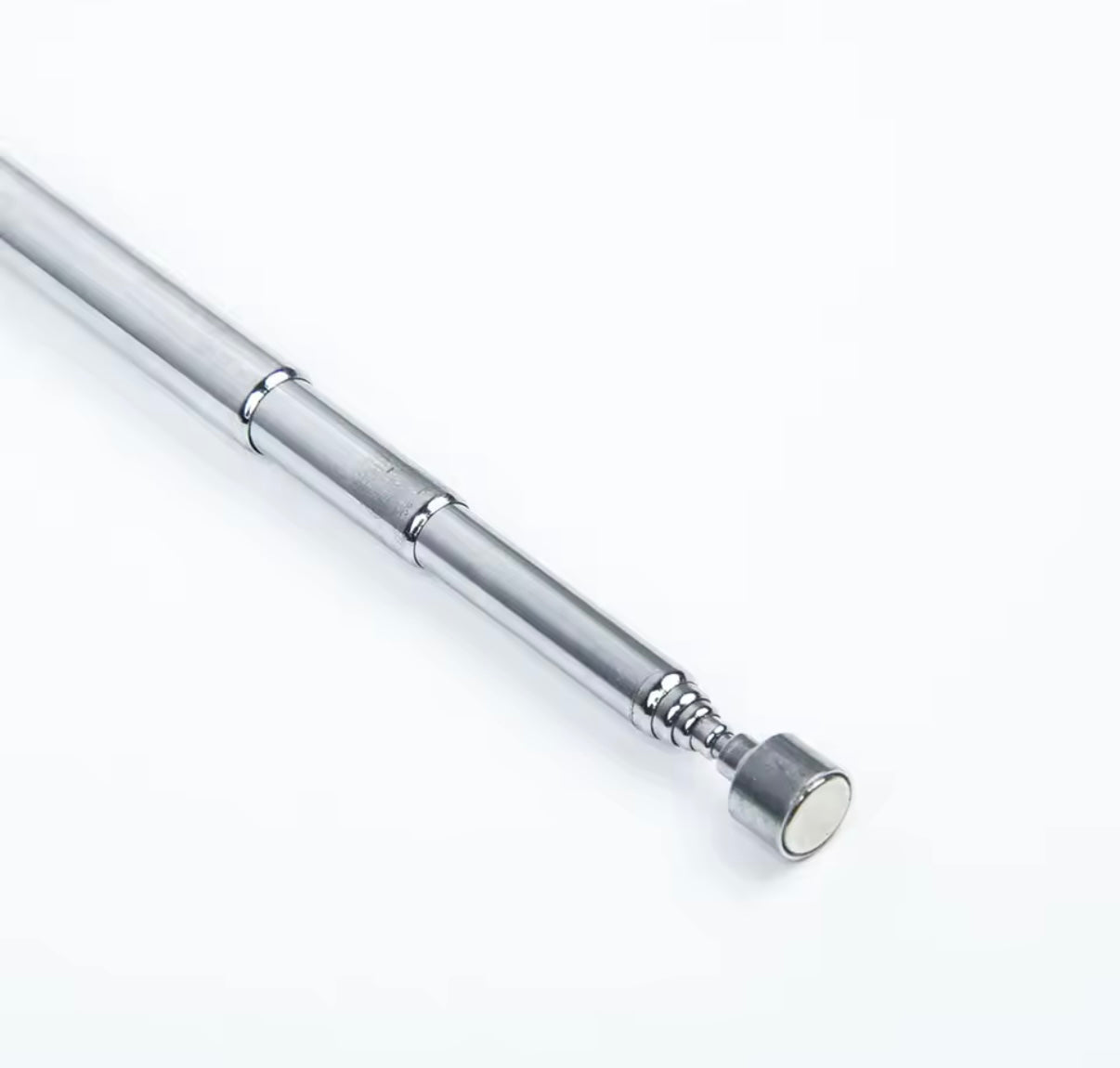 Recogedor magnético extensible portátil.