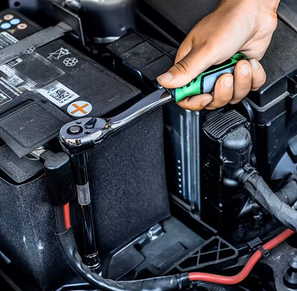 Llave de carraca con juego de casquillos  1/4 "-3/8"-1/2".