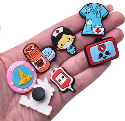 22 Stück PVC-Schuhanhänger mit Cartoon-Motiv „Arzt und Krankenschwester“, zum Selbermachen von Hausschuhen, Sandalen, Schuhschnallen, Pins, Krankenhaus-Serie, Schuhdekoration, Geschenke für Freunde