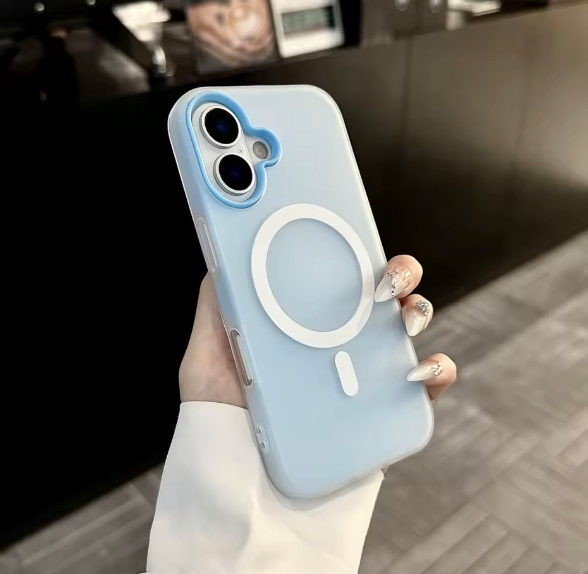 Funda Magsafe Mate Caramelo 2 en 1 para iPhone 17/16/15/14/13– Transparente y Magnética Azul oscuro