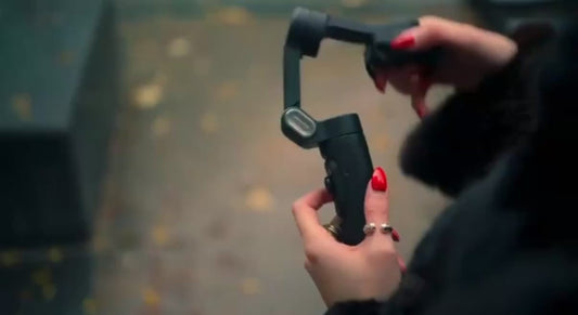 Estabilizador portátil 3-ejes con seguimiento facial AI – ideal para TikTok, vlogs